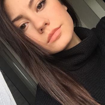 Babysitter a Vercelli: Denisa