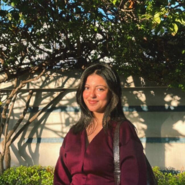 Baby-sitter in Montréal: Abir