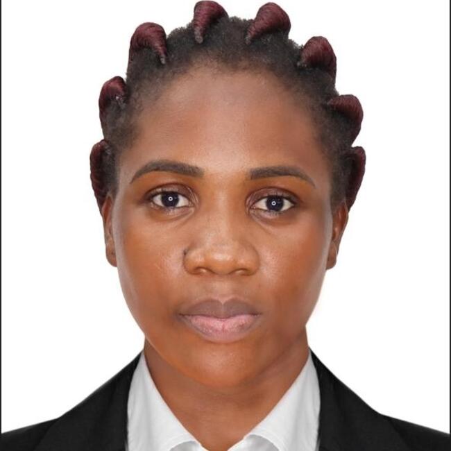 Babysitter in Dubai: Nakayiza