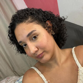 Babysitter Aparecida de Goiânia: Lauany
