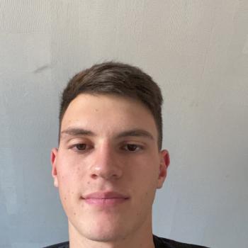 Baby-sitter in Louvigny: Nathan