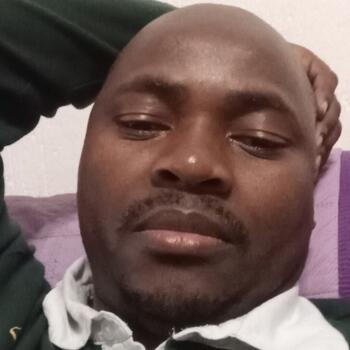 Babysitting job in Brakpan: babysitting job David