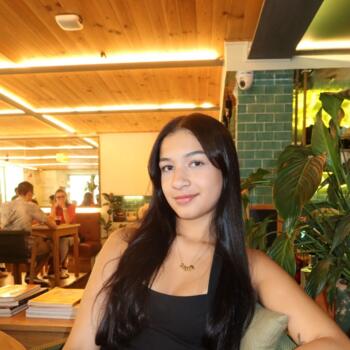 Babysitter em Corroios: Ana Beatriz