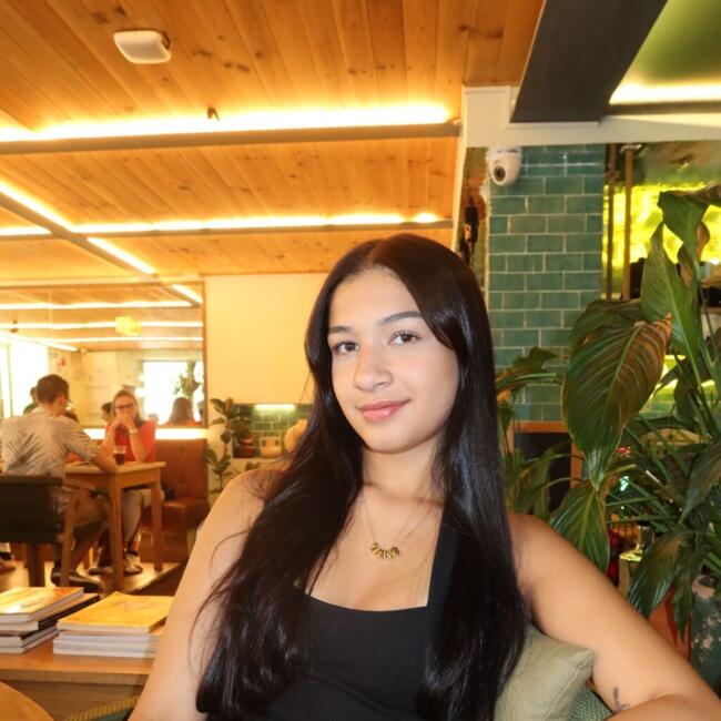 Babysitter in Corroios: Ana Beatriz