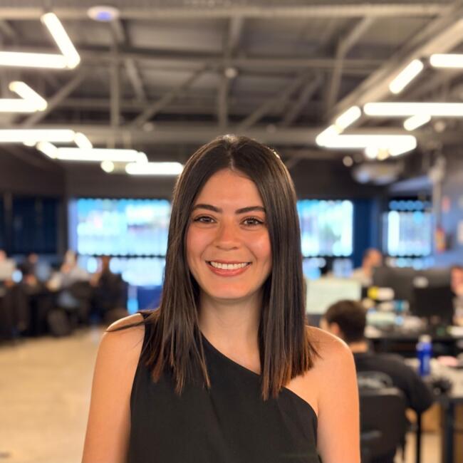 Babá em Londrina: Jaqueline