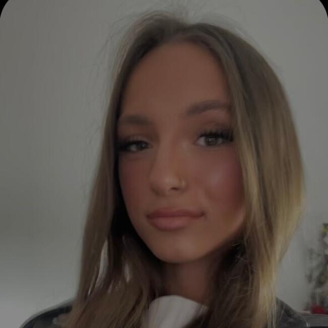 Babysitter in Béthune: Jade