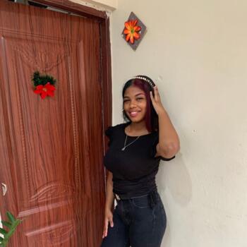 Babysitter in Santo Domingo Este: Genesis
