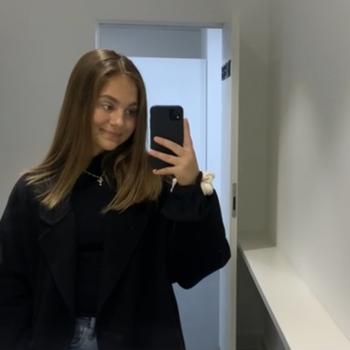 Babysitter in Turnhout: Diana