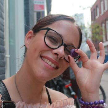 Babysitter Dortmund: Ashley