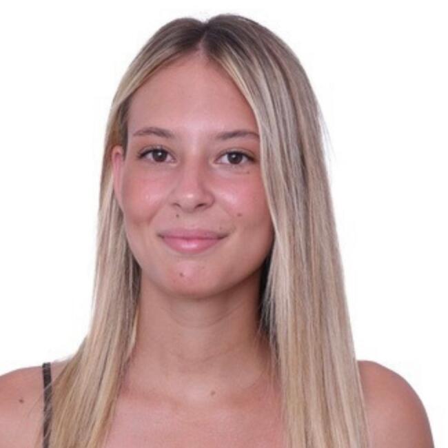 Babysitter in Ballyboden: Laura