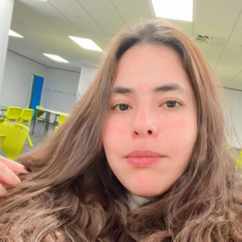 Niñera en Auckland: Angy