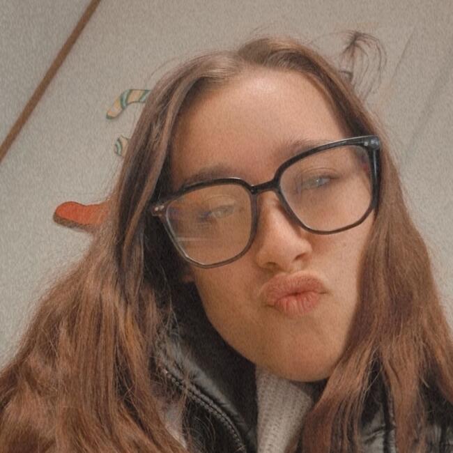 Babysitter in Charleroi: Lèa