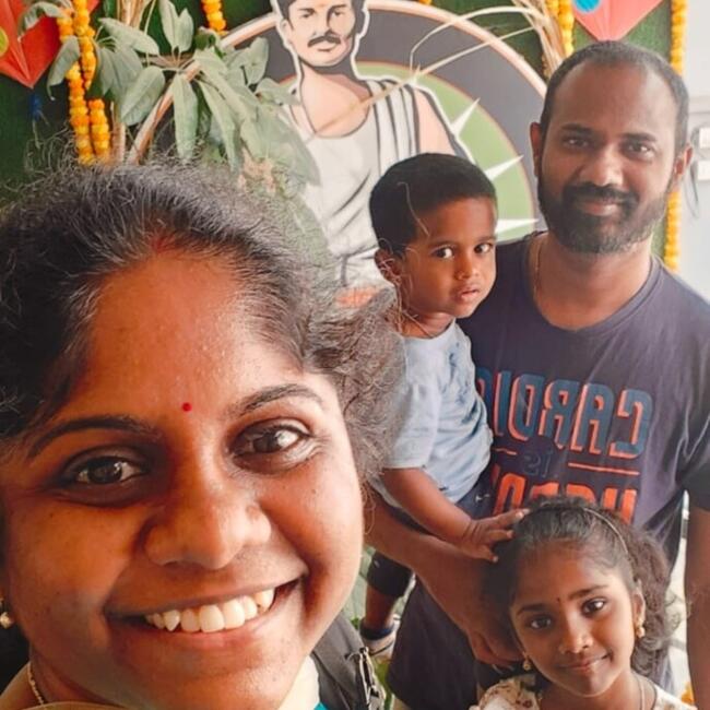 हैदराबाद में बेबीसिटिंग की नौकरी: Divya