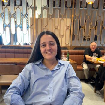 Babysitter in Tauranga: Florencia