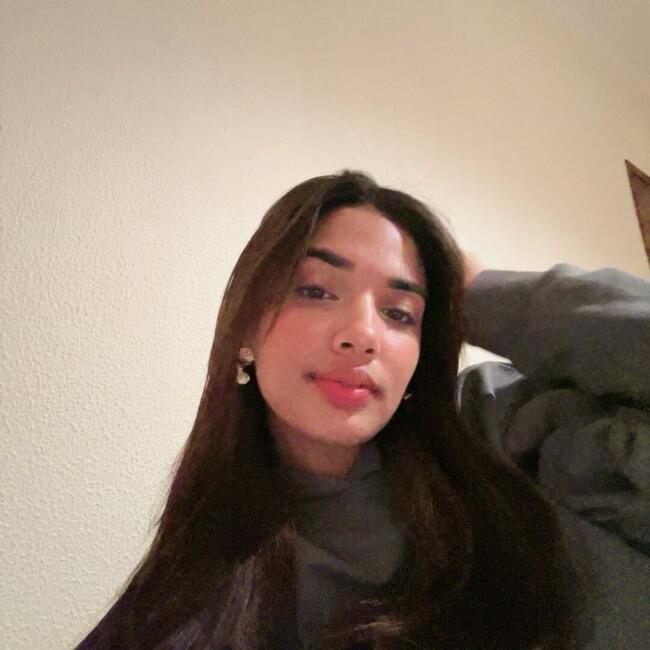 Trabalho de babysitting em Leiria: Yara