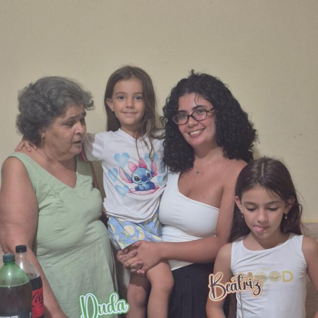 Babysitting job in Vila Velha: Maria Eduarda