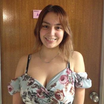 Babysitter in Sydney: Anjolie