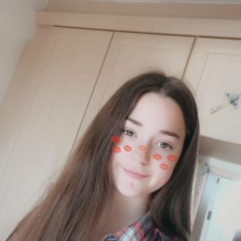 Babysitter Leigh-on-Sea: Courtney