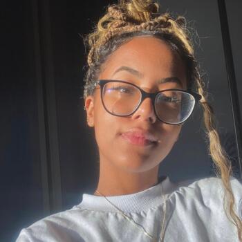 Babysitter in São Paulo: Larissa