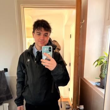 Babysitter in Cambridge: Samuel