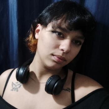 Babysitter in Salinas: Nahia