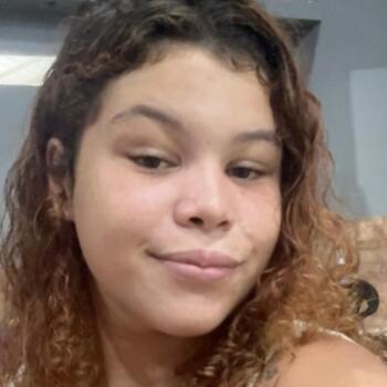 Emprego de babá em Angra dos Reis: emprego de babá Daysa