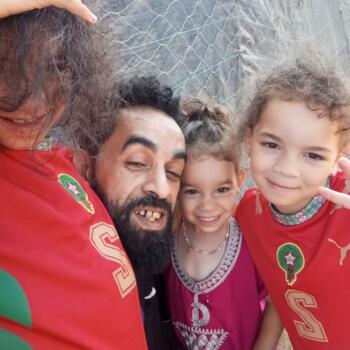 Offre d'emploi pour assistante maternelle à Casablanca: job de garde d'enfants Simo