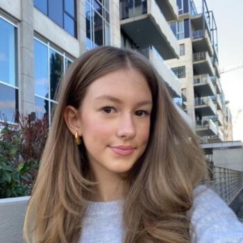 Babysitter Canberra: Isabelle