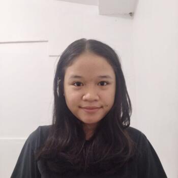 Babysitter in Jakarta: Dewi