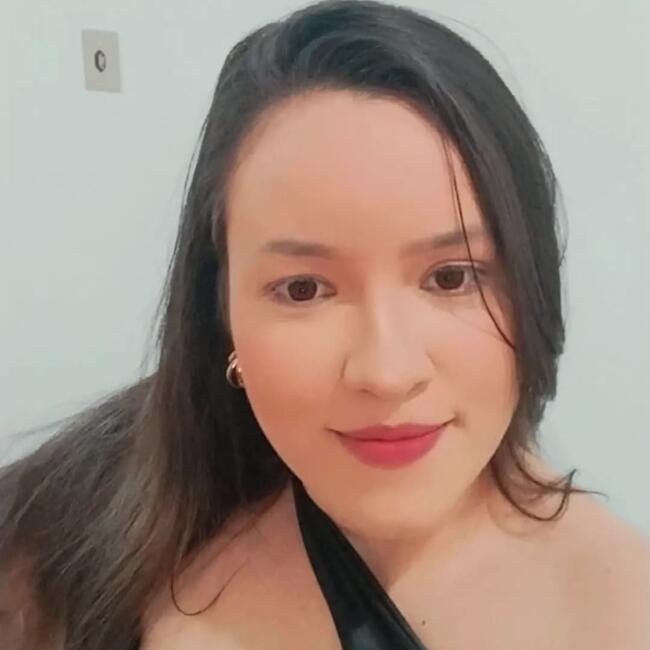 Babá em Aparecida de Goiânia: Sabrina