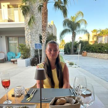 Babysitter in Born: Senna