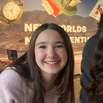 Babysitter in Weybridge: Maggie