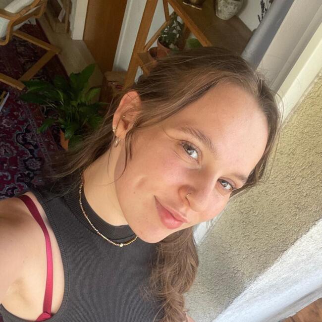 Babysitter in Innsbruck: Jule