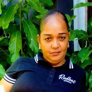 Babysitter in Newlands East: Alicia