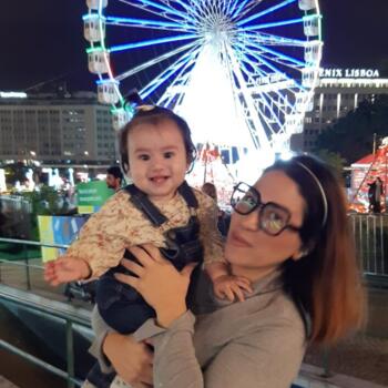 Babysitter em Sesimbra: Camila