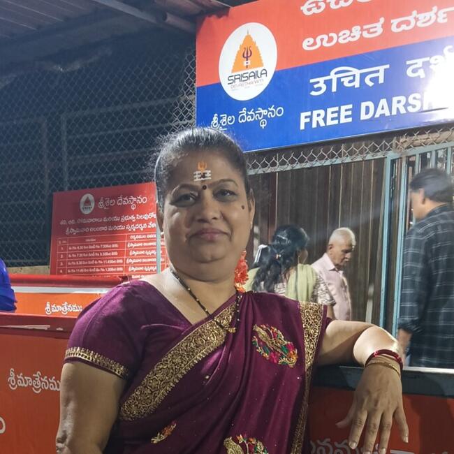 Babysitter in Nashik: Ranjana