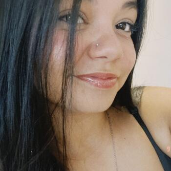 Babysitter em Almada: Ana