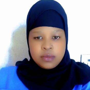 Babysitter in Riyadh: Sarah