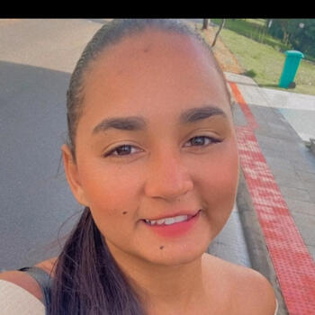 Babysitter in Serra: Kawane Vitoria