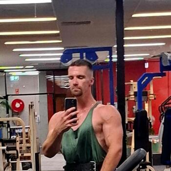 Babysitting job in Rockingham: babysitting job Cameron