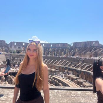 Bonă în București: Katalin