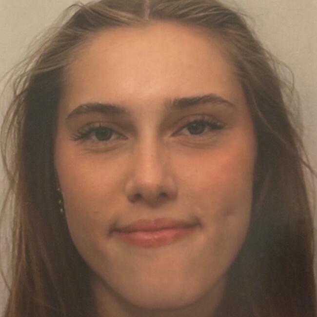 Babysitter in Odense: Viola