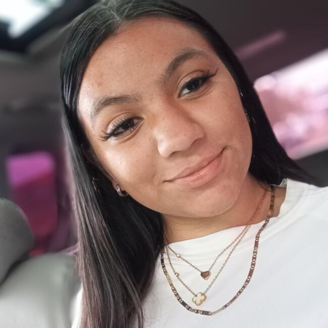 Niñera en Cartago: Sofia