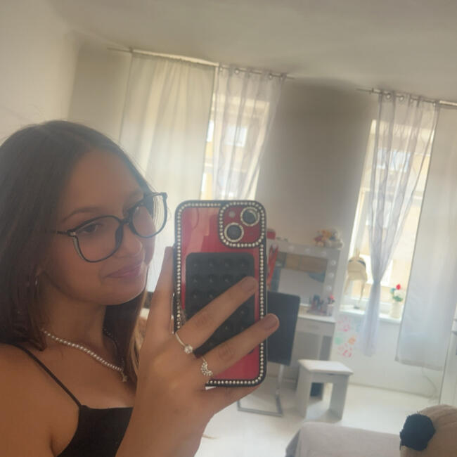 Babysitter in Brno: Sarah