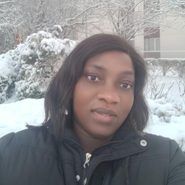 Babysitter in Chelles: Jeannine bora