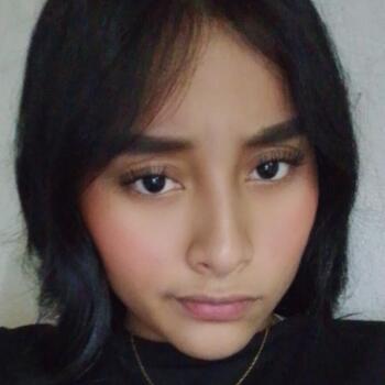 Niñera en Parrilla: Jade