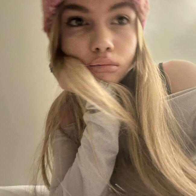 Babysitter in Paris: ANITA