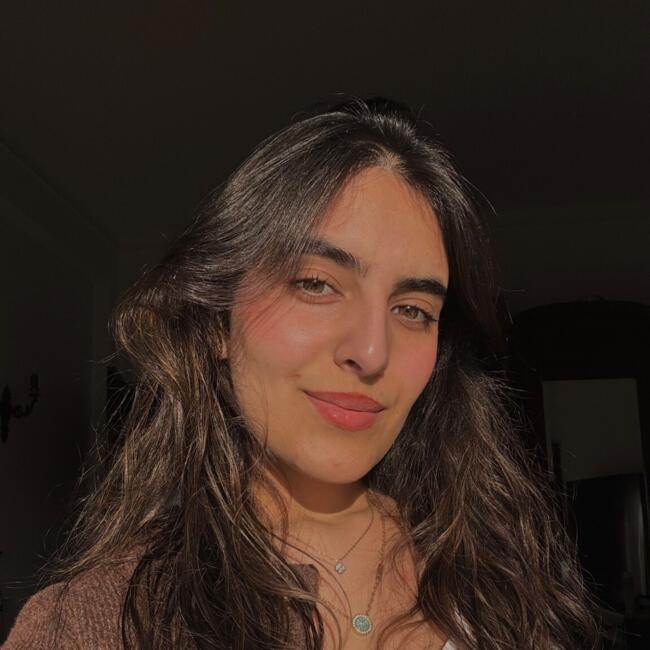 Babysitter em Mogadouro: Fabiana