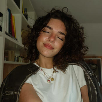 Babysitter in Paredes: Claudia