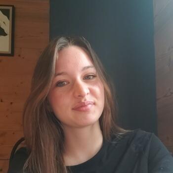 Babysitter in Étampes: Emeline